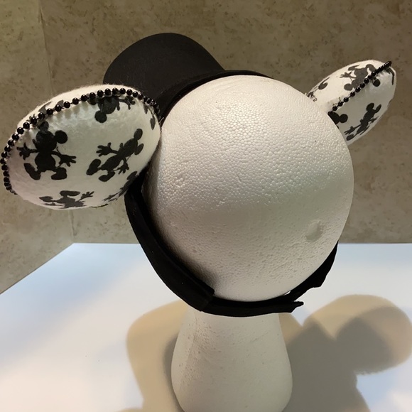 Mickey Mouse Ears Visor OOAK - Picture 4 of 6